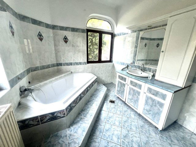 Eladó családi ház, Gödön 88.9 M Ft, 4 szobás