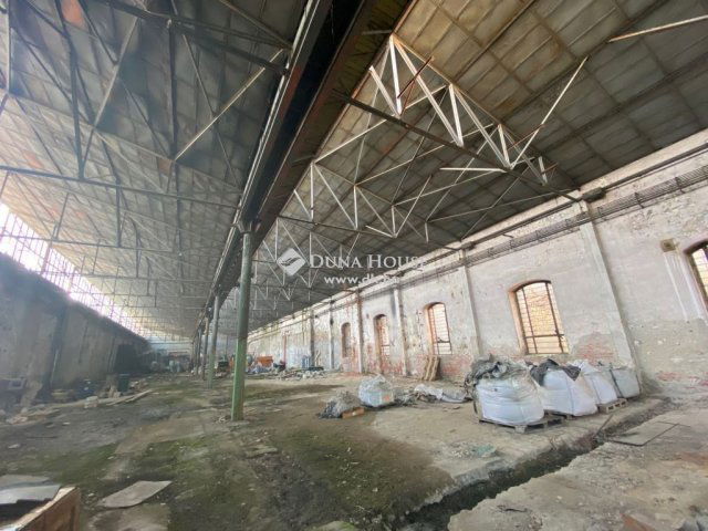Eladó ipari ingatlan, Budapesten, XXI. kerületben 155 M Ft