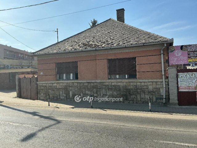 Eladó családi ház, Nagykállóban 28 M Ft, 2 szobás