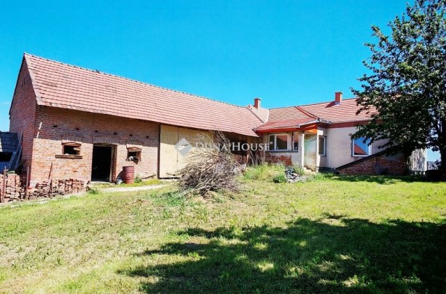 Eladó családi ház, Nemespátrón 29.99 M Ft, 2 szobás