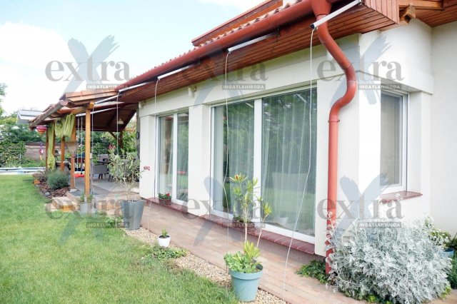 Kiadó családi ház, albérlet, Szegeden 520 E Ft / hó, 4 szobás