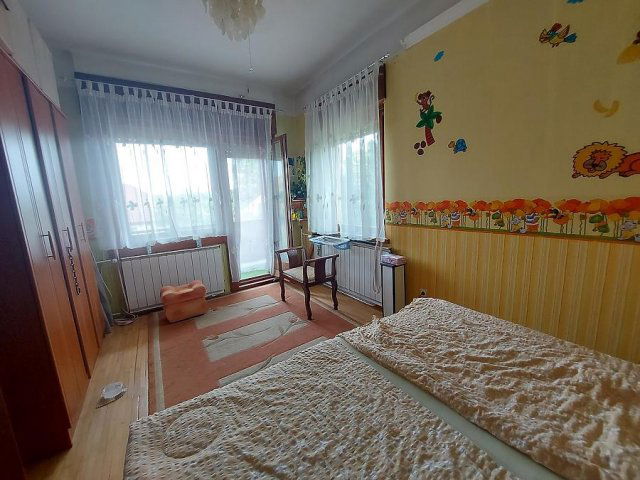 Eladó ikerház, Gödön 89 M Ft, 4 szobás / költözzbe.hu