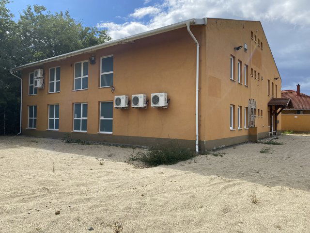 Eladó üzlethelyiség, Szigethalmon 139 M Ft / költözzbe.hu