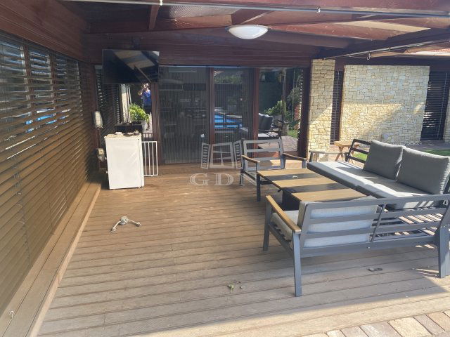 Eladó családi ház, Vecsésen 299 M Ft, 4 szobás