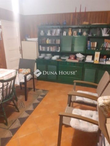 Eladó családi ház, Budapesten, XXI. kerületben 125.5 M Ft