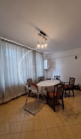 Eladó téglalakás, Komlón 53 M Ft, 3 szobás
