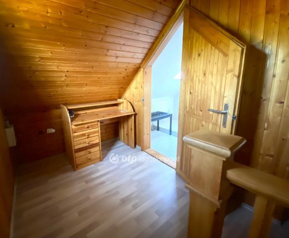 Eladó nyaraló, Csopakon 189 M Ft, 2+2 szobás