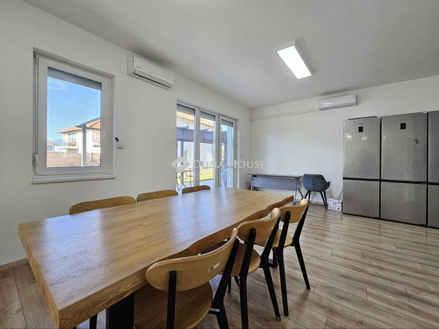 Eladó ikerház, Gödön 109.9 M Ft, 5 szobás