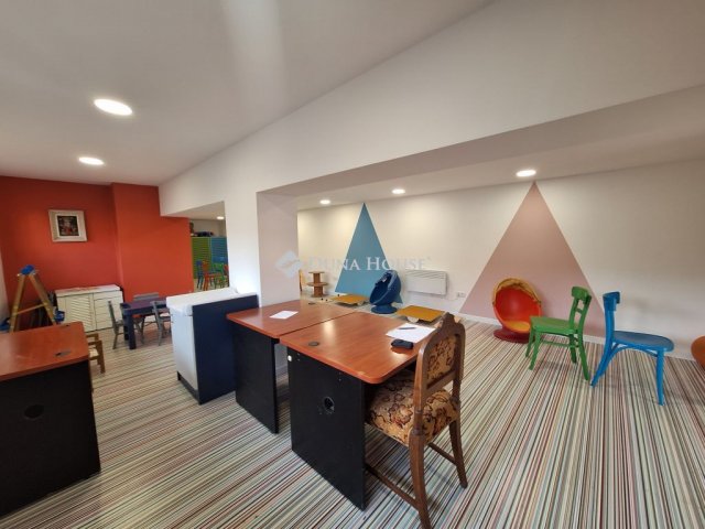 Kiadó családi ház, albérlet, Sárváron 250 E Ft / hó, 1 szobás