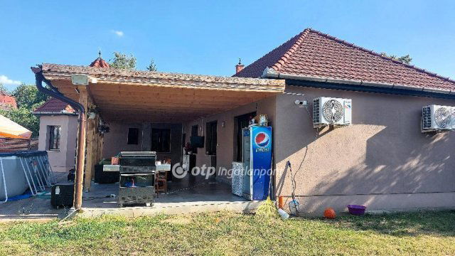 Eladó családi ház, Gödöllőn 139.9 M Ft, 3 szobás
