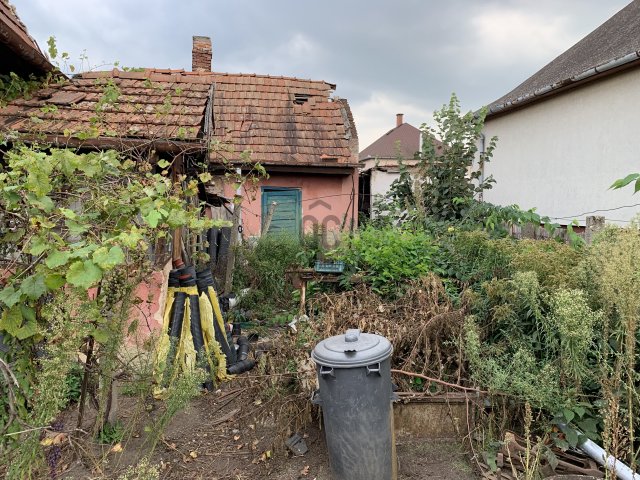 Eladó családi ház, Debrecenben 41 M Ft, 1 szobás