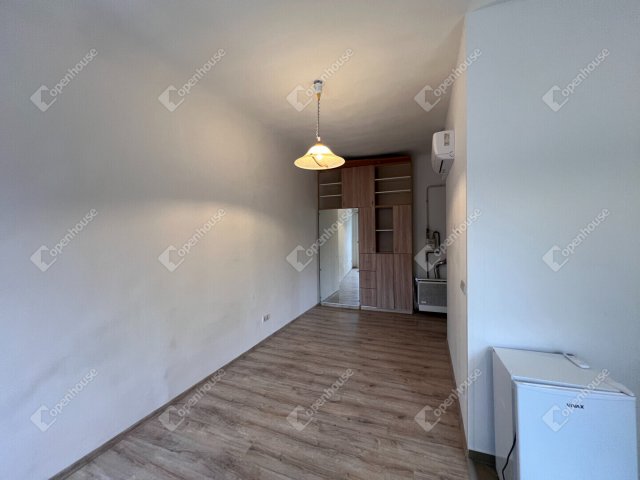 Kiadó téglalakás, albérlet, Sopronban 160 E Ft / hó, 1 szobás