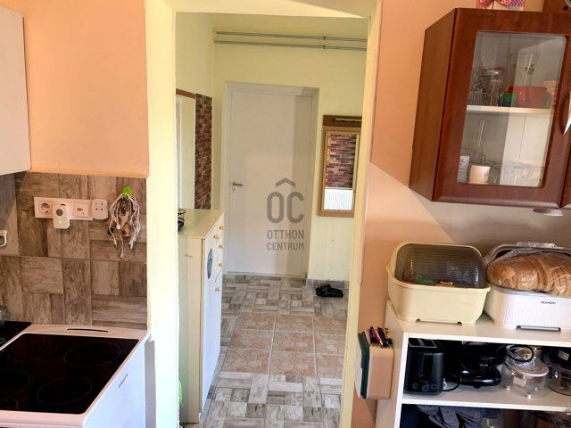 Eladó családi ház, Nagykőrösön 33 M Ft, 3 szobás