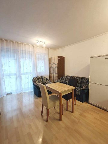 Eladó téglalakás, Siófokon 62 M Ft, 1 szobás