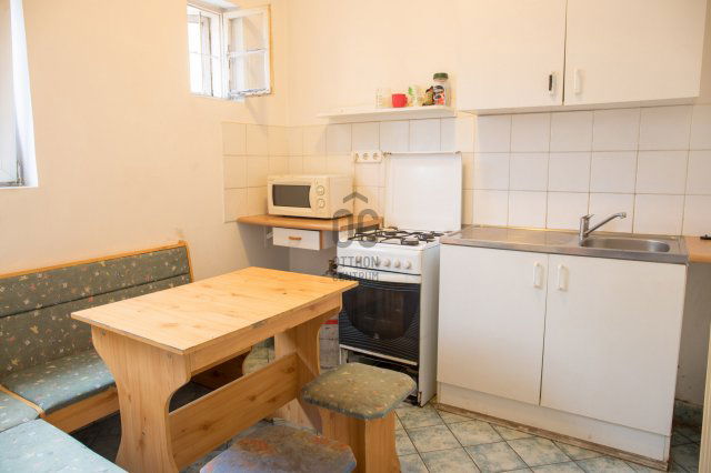 Eladó hotel, Tatabányán 64.99 M Ft, 8 szobás