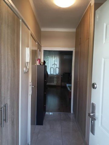 Eladó téglalakás, Pécsett, Garay utcában 38 M Ft, 1 szobás