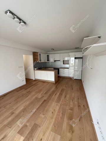 Kiadó téglalakás, albérlet, Győrött 230 E Ft / hó, 3 szobás