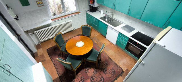 Eladó családi ház, Esztergomban 149.9 M Ft, 7 szobás