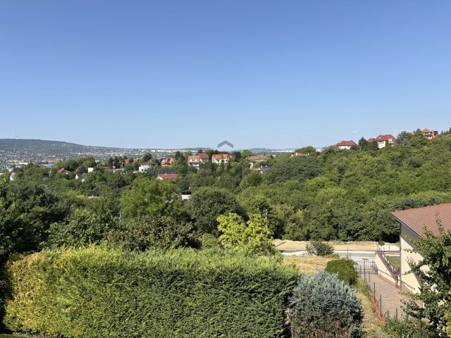 Eladó családi ház, Budaörsön 349 M Ft, 6 szobás