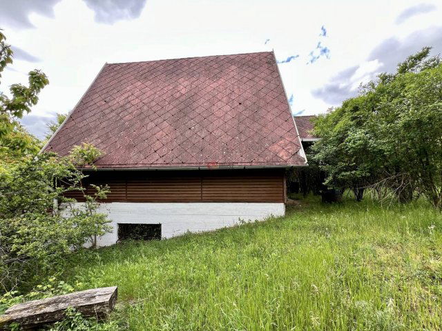 Eladó nyaraló, Pákozdon 19.9 M Ft, 3 szobás