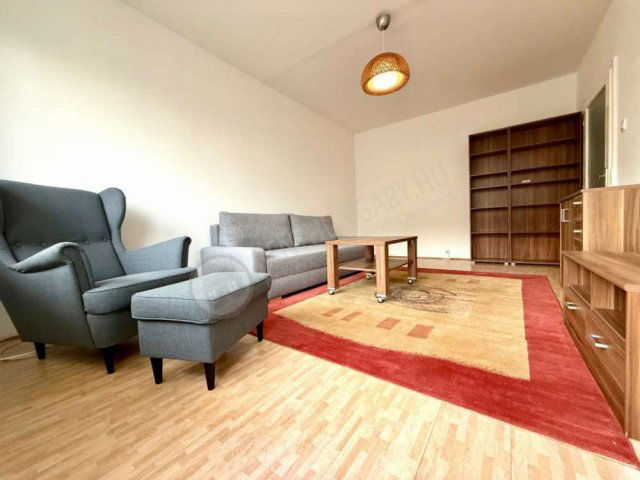 Kiadó panellakás, albérlet, XI. kerületben, Regős utcában