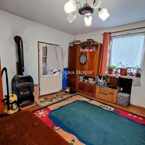 Eladó családi ház, Gödön 57.3 M Ft, 3 szobás