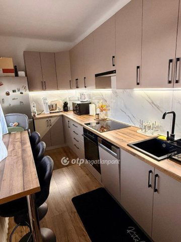 Eladó téglalakás, Sárospatakon 31.5 M Ft, 2 szobás