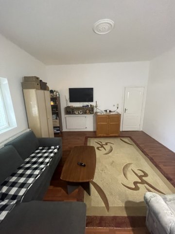 Eladó téglalakás, Hegyeshalomban 43 M Ft, 3+2 szobás
