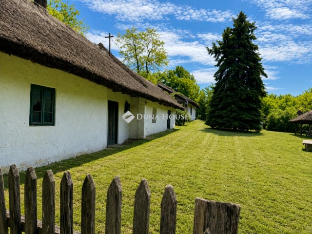 Eladó családi ház, Dégen 19.9 M Ft, 2 szobás