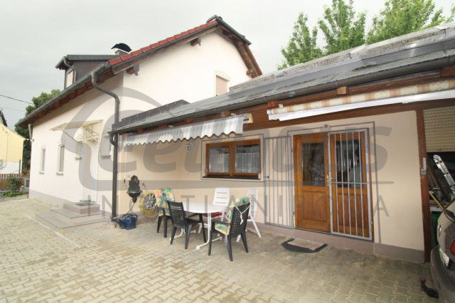 Eladó családi ház, Nagysimonyin 53.9 M Ft, 4 szobás