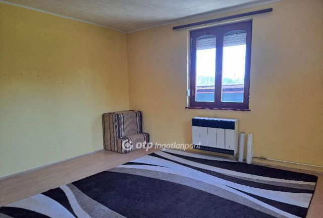 Eladó családi ház, Nagybörzsönyön 39.9 M Ft, 2+1 szobás