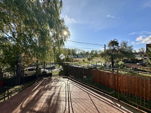 Eladó családi ház, Leányfaluban 80 M Ft, 3 szobás