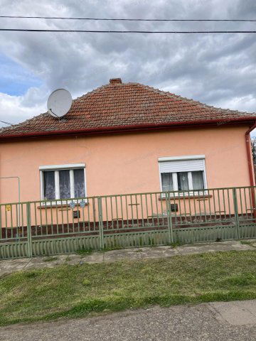 Eladó családi ház, Kőteleken 12.5 M Ft, 2 szobás