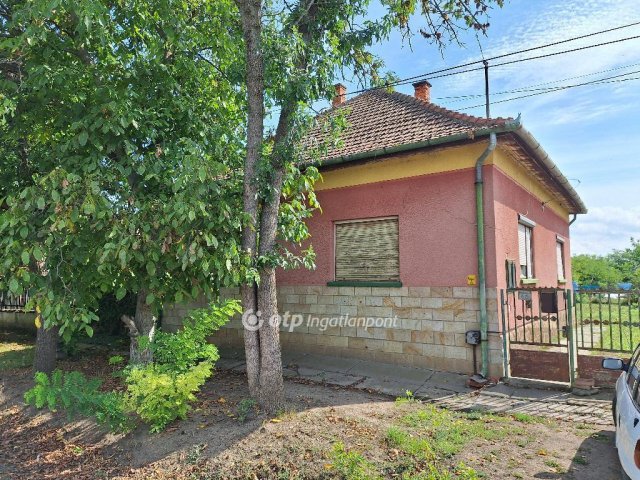 Eladó családi ház, Tiszaörsön 17.99 M Ft, 3+1 szobás