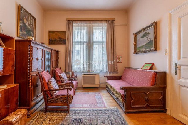 Eladó téglalakás, Budapesten, VII. kerületben 64.9 M Ft