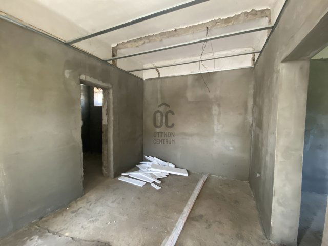 Eladó családi ház, Abonyban 45.5 M Ft, 2 szobás