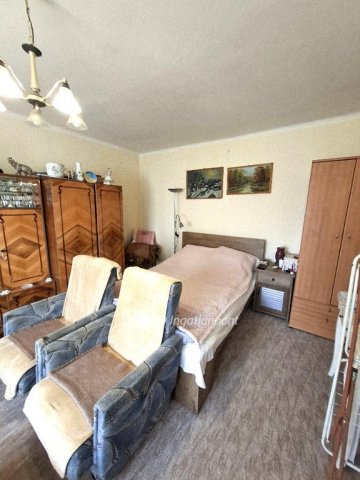 Eladó családi ház, Ráckeresztúron 69.99 M Ft, 5 szobás