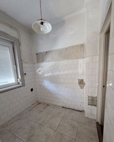 Eladó családi ház, Budapesten, XX. kerületben, Madách utcában