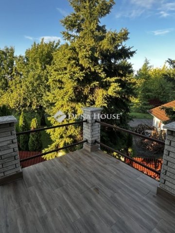 Eladó családi ház, Dunaújvárosban 119.9 M Ft, 7 szobás