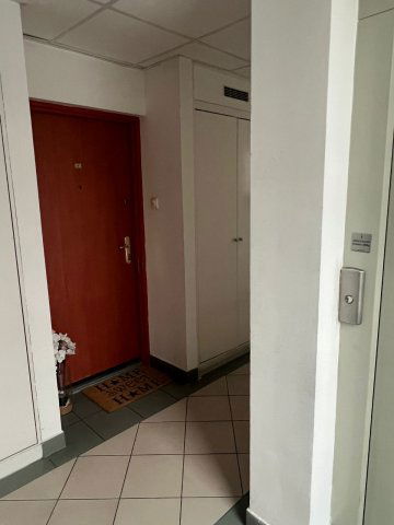 Kiadó téglalakás, albérlet, III. kerületben, Bécsi úton