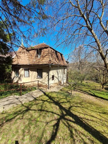 Eladó telek, Budapesten, II. kerületben, Gyulai Pál utcában