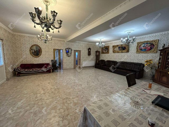 Eladó családi ház, Pilisen 55 M Ft, 2 szobás