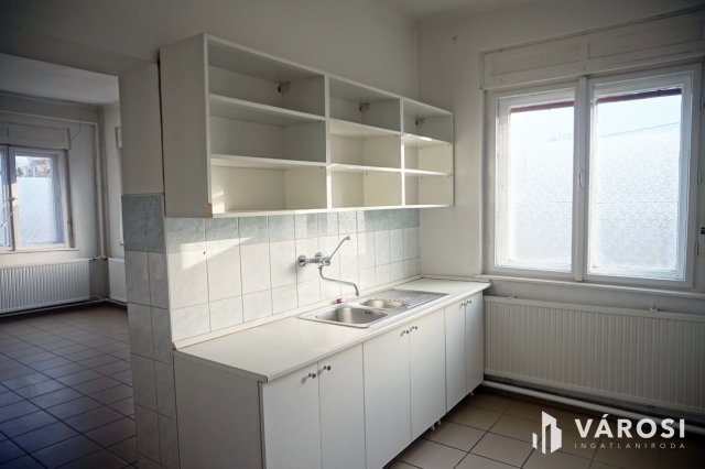 Eladó családi ház, Örkényen 39.9 M Ft, 3 szobás