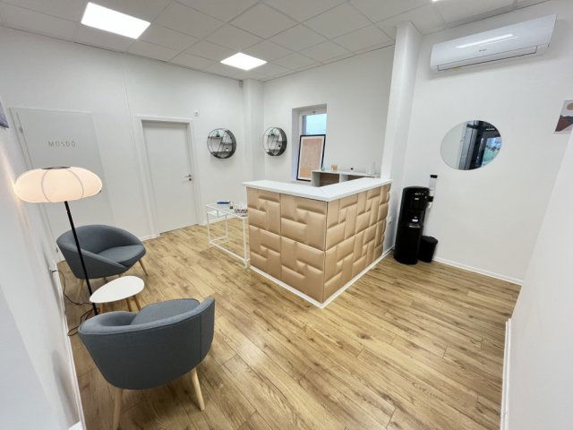 Kiadó üzlethelyiség, Kaposváron 400 E Ft / hó, 4 szobás