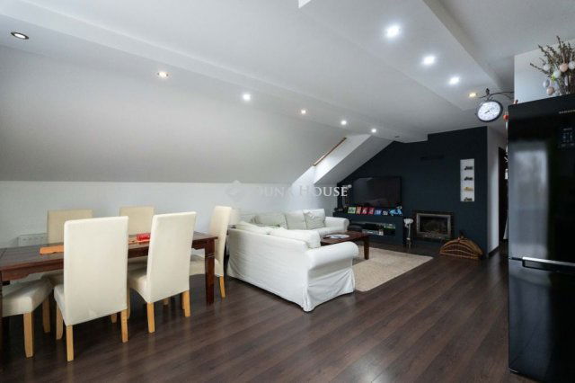 Eladó ikerház, Mosonmagyaróváron 124.9 M Ft, 4 szobás