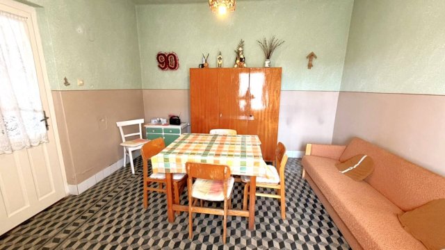 Eladó családi ház, Dabason 38.99 M Ft, 2 szobás