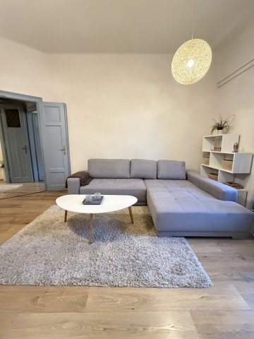 Kiadó téglalakás, albérlet, IX. kerületben, Bakáts téren