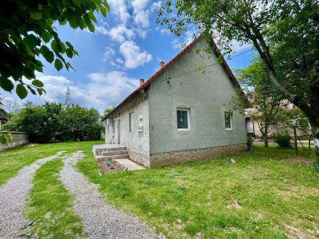 Eladó családi ház, Kisharsányon 24.9 M Ft, 3 szobás