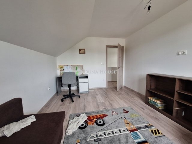 Eladó családi ház, Kőszegen 84.99 M Ft, 5 szobás