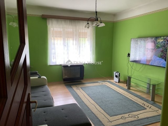 Eladó családi ház, Isaszegen 66 M Ft, 3 szobás
